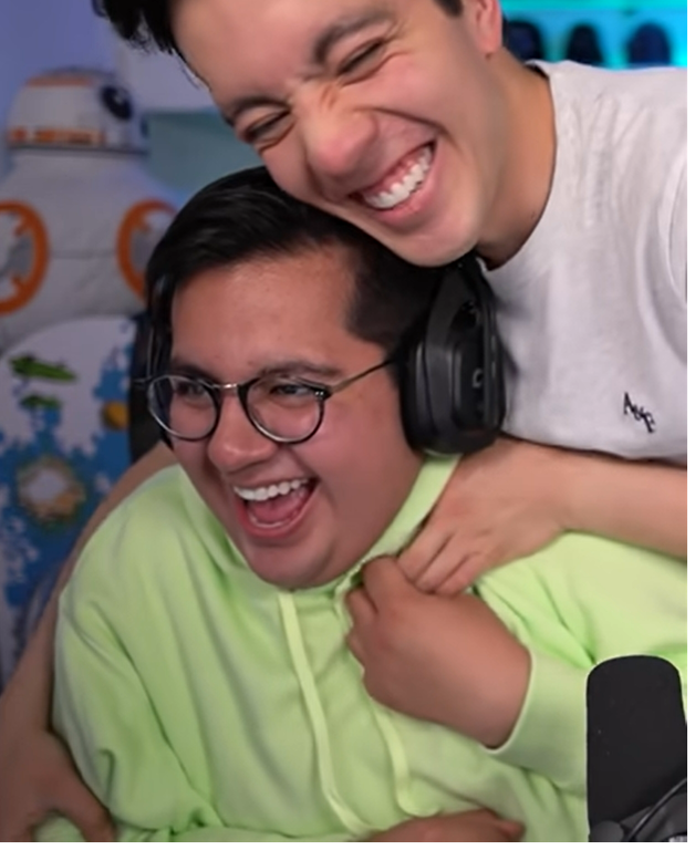 TejaMariana's tweet photo. ____Hilo de votos KCA 2021 para mis SK ❤️💙 ____
                  ✨ @SKabecheTV  ✨
@Bryan_SKabeche  @Eddy_SKabeche  

#KCAMexico #SKabeche #EddySKabeche #SKPetsDeSKabeche #EddySKabecheYXio #SKuad #EmilioOsorio #QueLePasaAmiFamilia #JoelPimentel #CNCO #CNCOwners #Humbe https://t.co/XsYmaSRjhK