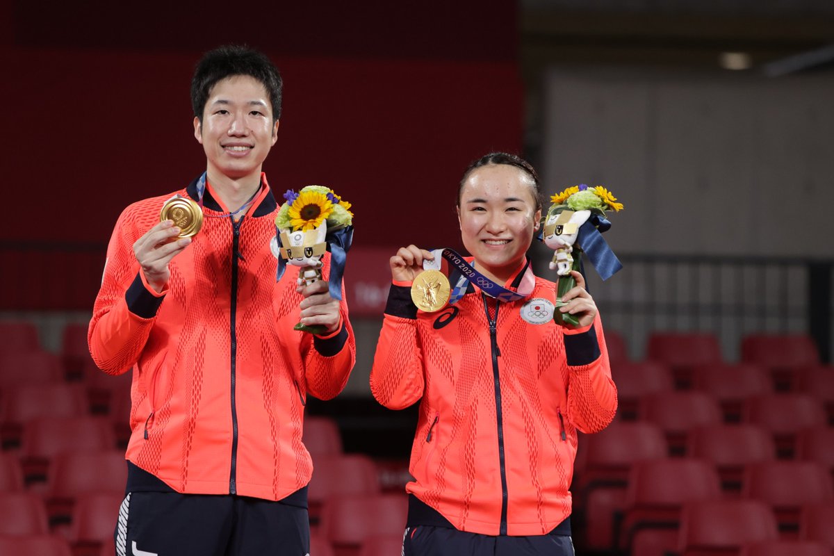 Japan's Jun Mizutani 🇯🇵 and Mima Ito 🇯🇵 win historic table tennis Mixed Doubles 🥇#Tokyo2020 😱👏💪