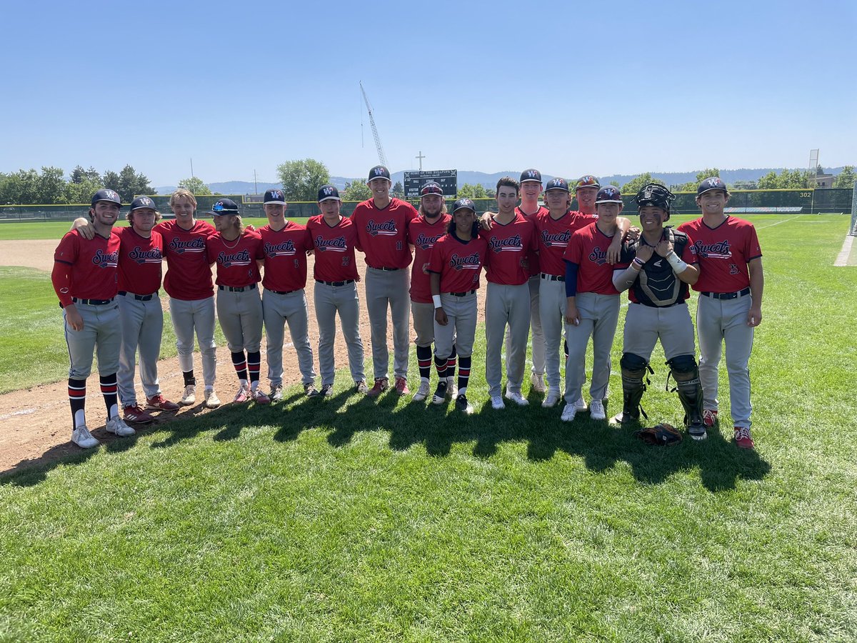 ‘21/‘22 Sweets finished off their season at Gonzaga this weekend. Great year going 33-10 (167-43 since 2017) from this talented group. We graduate a few seniors that joined us this year but this roster will continue to roll into 2022! @PBR_Washington <a href="/BaseballNW/">Baseball Northwest</a> <a href="/PNWBaseball/">PNW Regional Baseball</a>