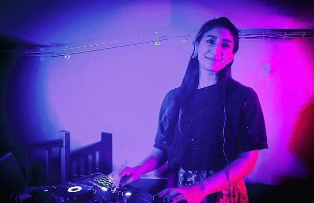 TheMoonCardiff's tweet image. We've been given a show at Cardiff Castle!!
HUB @ THE CASTLE feat:
AFRO CLUSTER (album launch, finally!)
THE ALLERGIES DJ set
NIQUES
DJ TRISHNA JAIKARA
Host PRENDY
🏰
Mon 30th Aug 2021
Loads of space to spread out and dance : )
🎟On sale Wednesday bit.ly/hubcastle