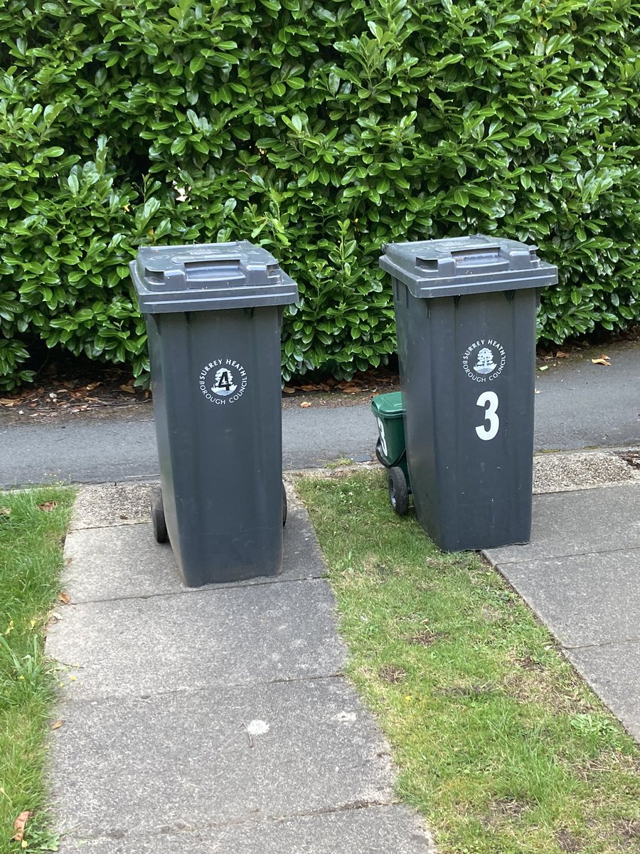 Jordan_Tallent's tweet photo. @JointWasteSols 
Household Waste bin - Out 19:30
Collection tomorrow https://t.co/Rf25cxMvEP
