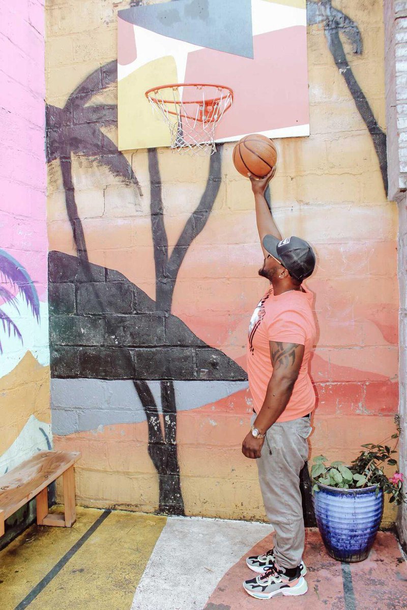 _GETSTR8CASHENT's tweet image. #Basketball #fashion #getstr8 #coldheartz #artsy