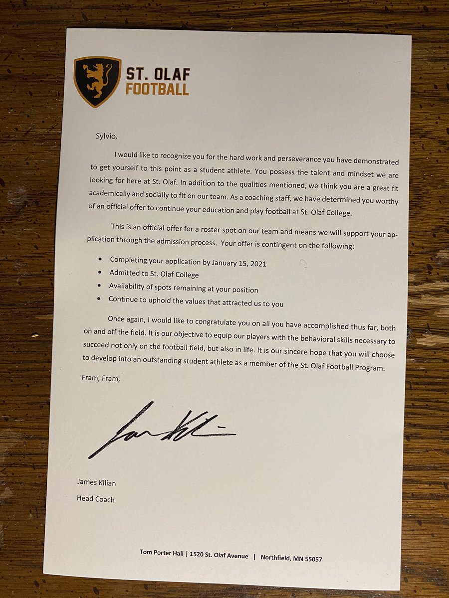 #AGTG Blessed to received my third offer from ST. OLAF College <a href="/coachPJGibbs/">Coachgibbs M.ED</a> @CoachFry1 <a href="/CoachTroche56/">Joe Troche</a> @FurnessKendrick <a href="/HerbansPaul/">Coach Paul</a> <a href="/brentburnside11/">Brent Burnside</a> <a href="/CoachCompere/">Coach Compere</a>
