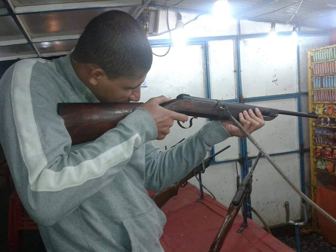 HudsonPrado's tweet photo. Lembrando do dia que eu fui mermo um sniper no #FIG2014 com @Laricroft_, meu fi @ItsAtlanticus e a menina Debb.
- @DebbieMaacedo tu quer o que?
- Paçoca
- Pois tome aqui
As paçoca vieram igual peneira cheias de buraco kkkkkkkkkkkkk
SDDS FIG!
SDDS VCS! ❤❤❤❤ https://t.co/lqJCtD3iEy
