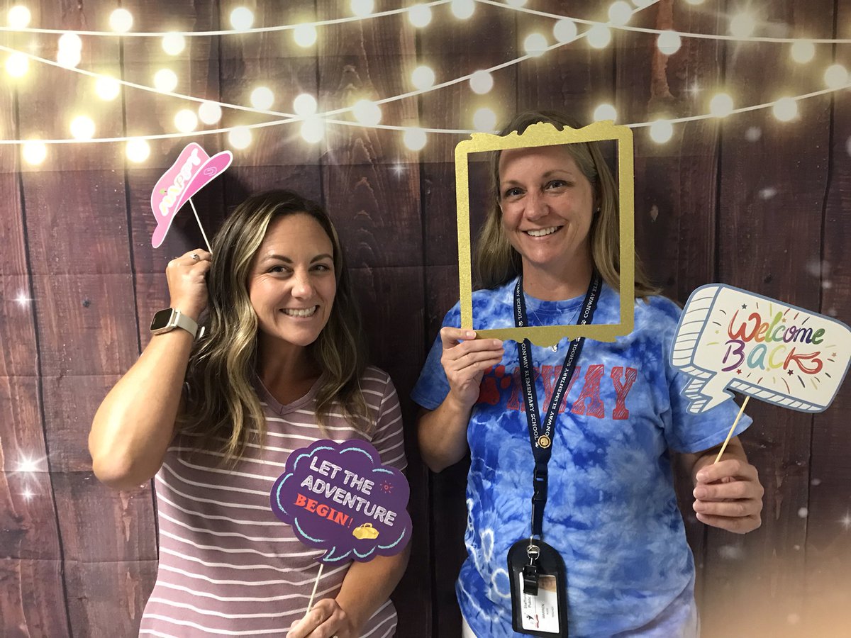 THunt4thgrade's tweet photo. We are so excited to welcome our newbies!#SCPSNTI https://t.co/Fno736MjLk