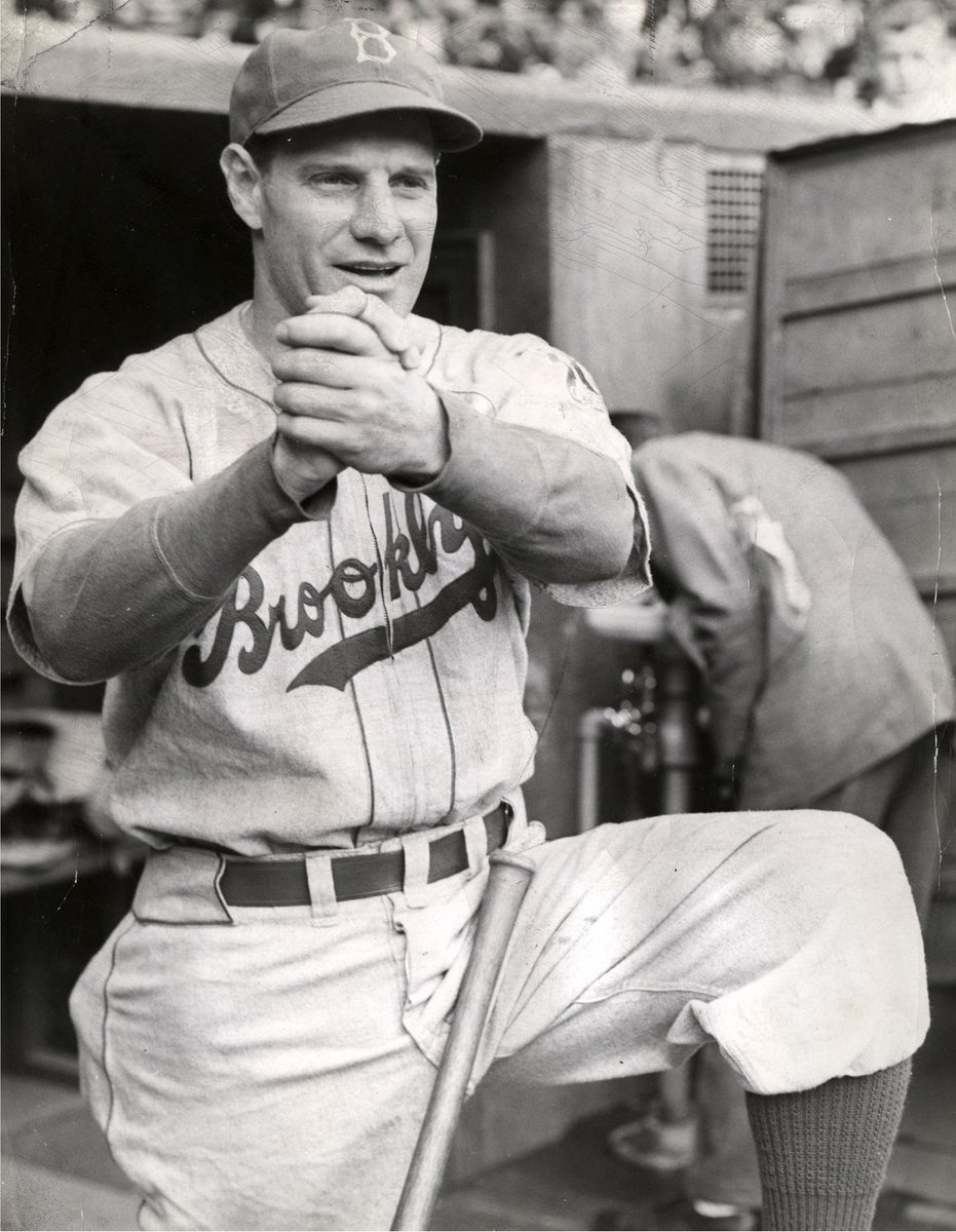 porkchopbranch's tweet photo. Today is the birthday of @baseballhall members, Leo Durocher, Biz Mackey, and Joe Tinker. #baseball #birthday #LeoDurocher #BizMackey #JoeTinker https://t.co/jjGQr7X7Jx