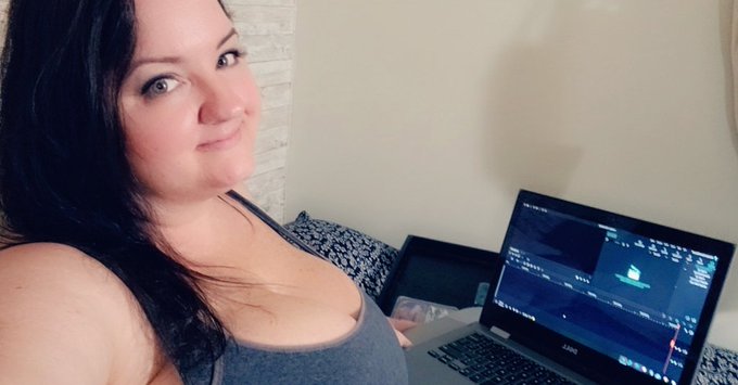 It's editing day! 😊 Since I've skipped editing day the last 2 weeks, it's SUPER editing day lol. https://t<a href="/tag/mvsales"class="tags"><span>#mvsales</span></a>