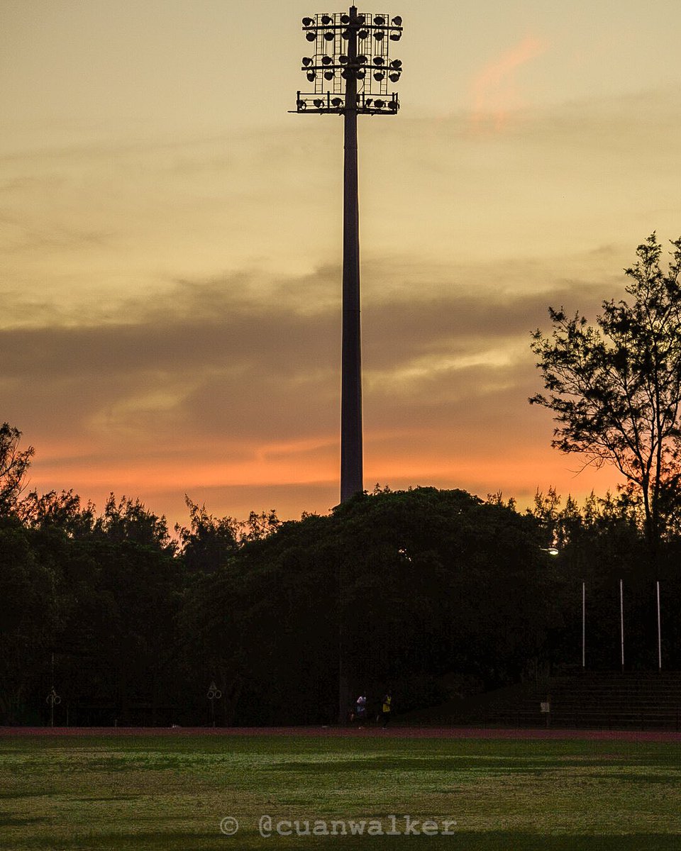 It’s been a while since I’ve gotten the camera out to shoot sunrise / sunset! Hoping the weather is good this weekend! 

For more, if you’re on <a href="/instagram/">Instagram</a> , give me a follow! 

Instagram.com/cuanwalker