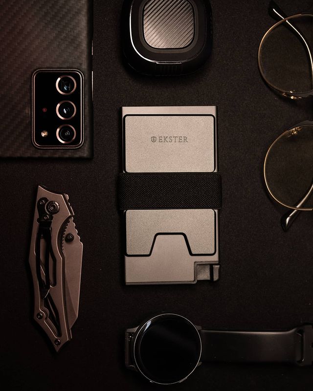 nipuntOfficial's tweet image. Which #accessory you like more ? 
Comment below now..
#nipuntofficial #developer #workfromanywhere #enterpreneur #workfromhome #trends #money #moneymindset