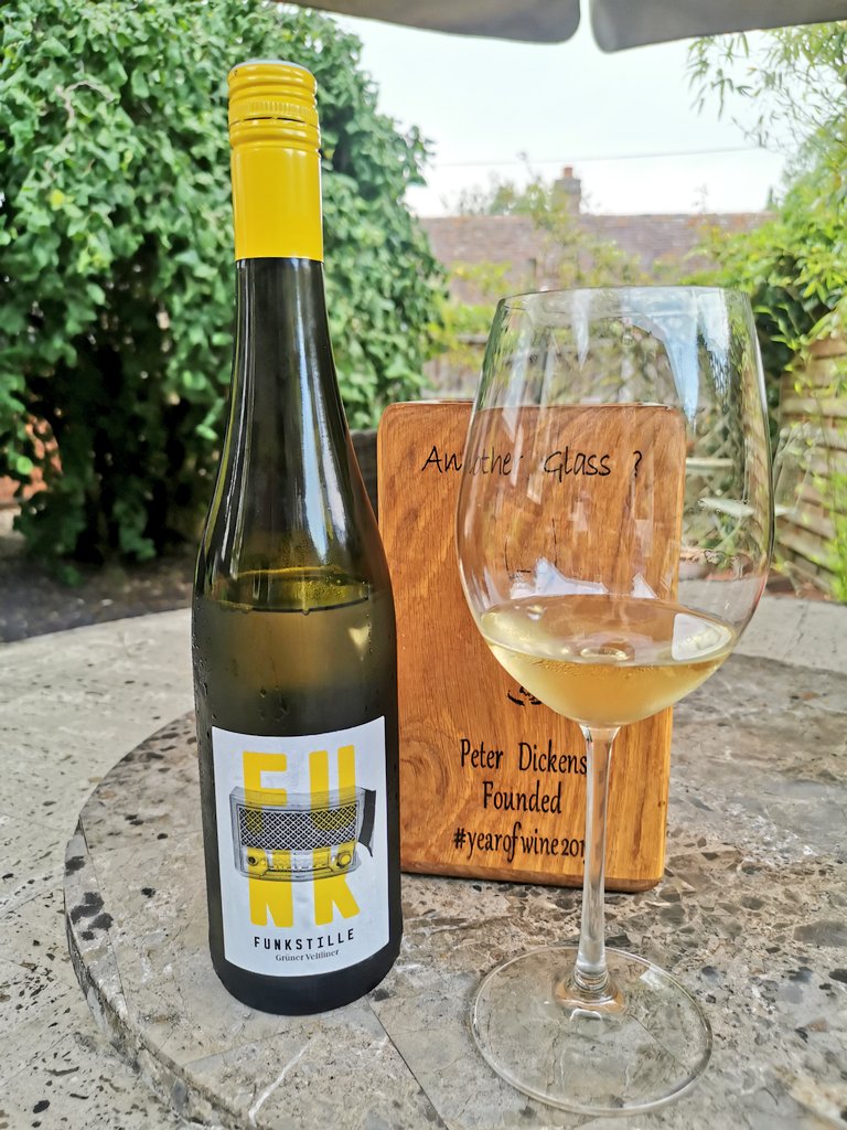 pietrosd's tweet photo. #yearofwine2021
Got my Funk on
Gruner Veltliner 20'
FUNKSTILLE💪🍷😍
@winewankers @DemiCassiani @frankstero @creativefabien @CHARLIEWINES @JohnMFodera @thewinetattoo @ricasoli99 @jules_mahon @damewine @wine1percent @SteveKubota @cara_vino @dpen_vini @RussellVine1981 @MikeyGio85 https://t.co/7vhpo9jW3Y