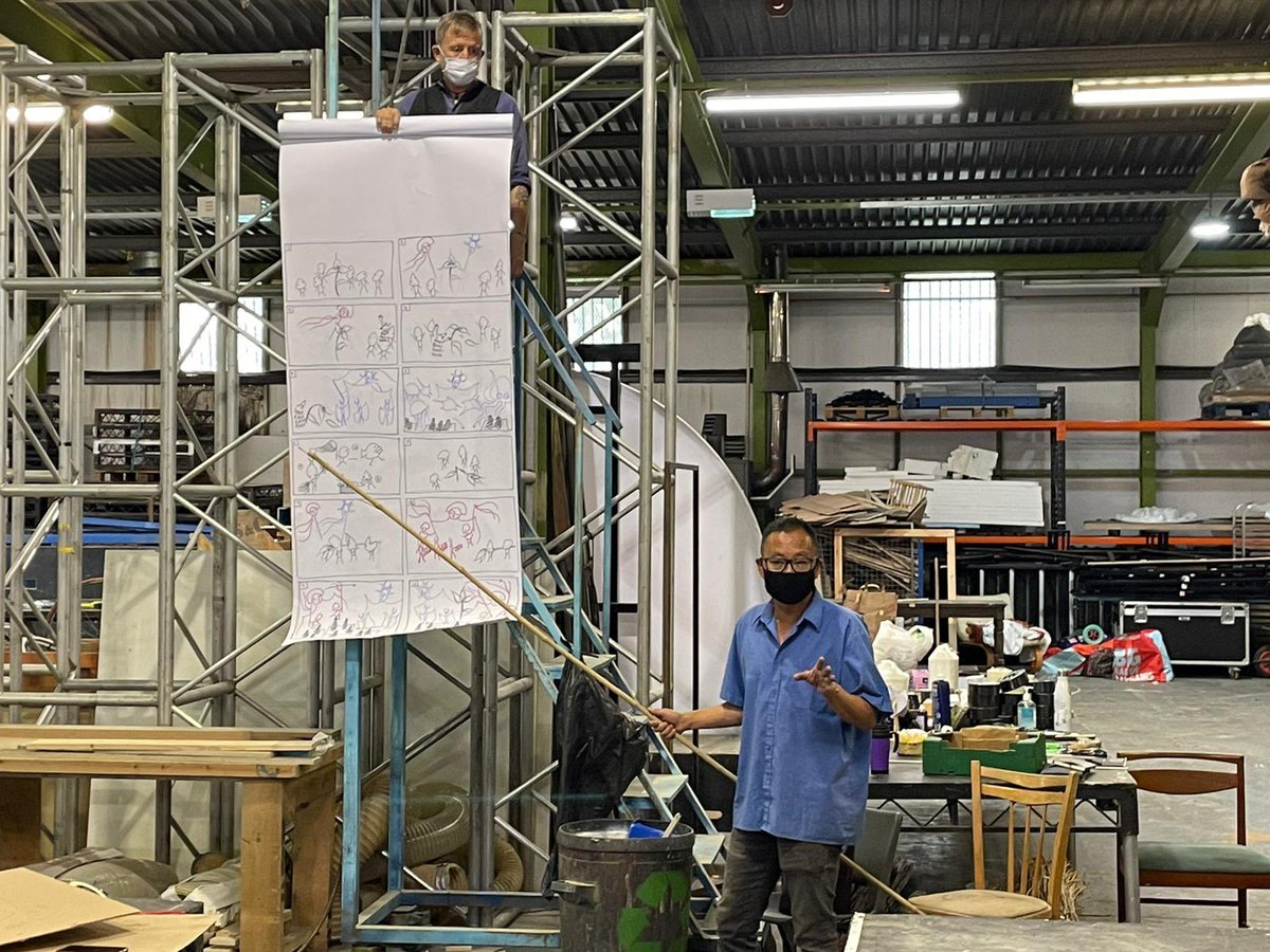ThingumaTheatre's tweet photo. Day 1 of #TyneRising. Iโm leading on a 3-week build in #Newcastle to make a community spectacle w/ local artists and volunteers for @MovingPartsArts @northernstage scene shop: great space for a #giantpuppet #puppetworkshop!
#puppetry #puppetmaking #puppetpageant #outdoorarts https://t.co/U8rzUnCMwo