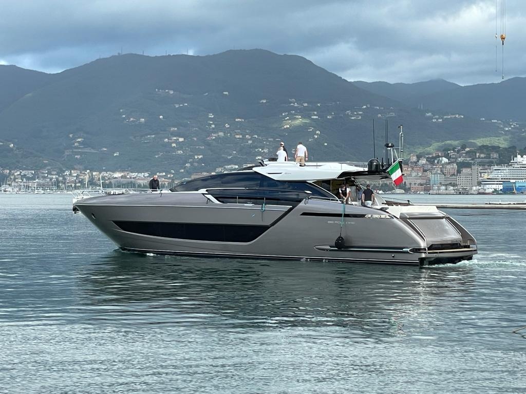 VenturaYachts's tweet photo. Mike has just delivered a stunning Riva 88 Folgore to her lucky new owners and his bright smile says it all! We keep delivering dreams.  
-
More info on the Riva 88 Folgore: https://t.co/yybjBzb3x8
.
.
.
.
.
.
#rivayacht #rivayachts #ferrettigroup #rivalover #yachts https://t.co/2OFepKue0t