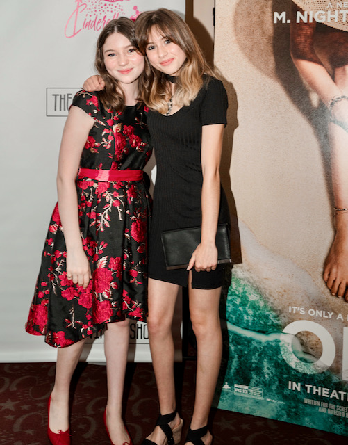 OnTheRedCarpet's tweet photo. This weekend, actress @AlexaSwinton celebrated the opening of @oldthemovie with a fundraiser screening to support @SavingDaughters' Cinderellas program💕 #OldTheMovie (📸 Brandon Matos) https://t.co/ovjhE7N5rB