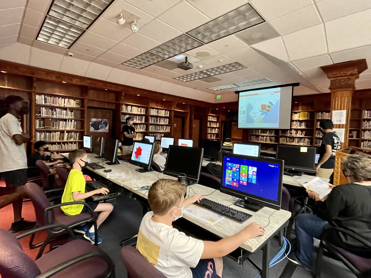 Robotics Camp. 

Day 1️⃣. 

From the workshop to the computer lab, our Robotics campers got the full <a href="/FRC4557/">FullMetal Falcons</a> experience Monday at Xavier. 

We can’t wait to see how the rest of the week goes‼️

#ThisisXavier
