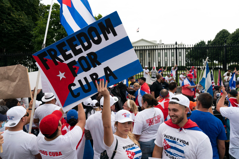 news_ghana's tweet photo. Cuba protesters in Washington want Biden to up pressure on regime https://t.co/OOGRKquxxt #WorldNews #Biden #CubaProtesters #dpa #GNA https://t.co/y0s2Jqh5Vj