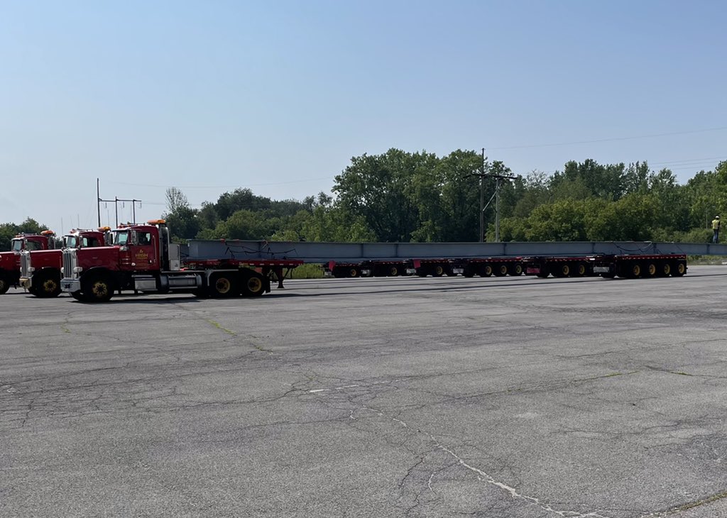 NYSDOTUtica's tweet photo. TRAVEL ADVISORY
NYS ROUTE 8 BRIDGE OVER ROUTE 5/12, NIGHTTIME WORK TO BEGIN. Routes 5/12 north and southbound will be closed to through traffic at the interchange nightly from 10PM through 6AM. Slow down, #DontDriveDistracted in the work zone! 🚧🦺‍ https://t.co/BqvDhVUG6G