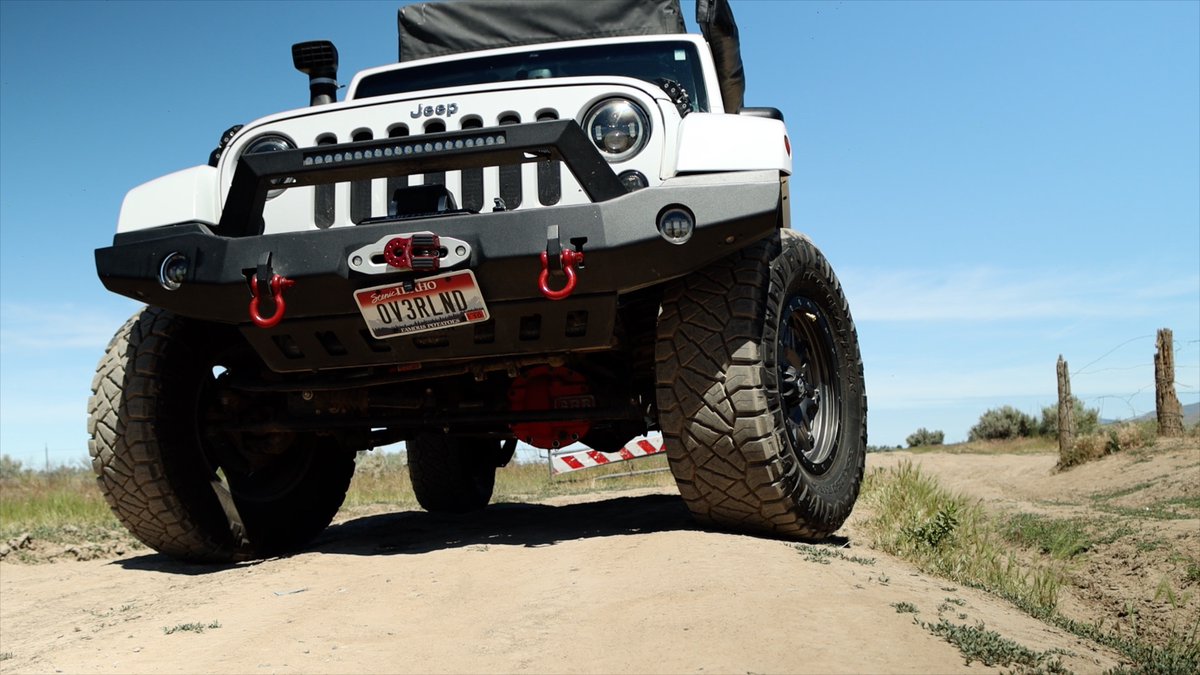 Getting those tires dirty! #overlanding #venture2roam #jeep