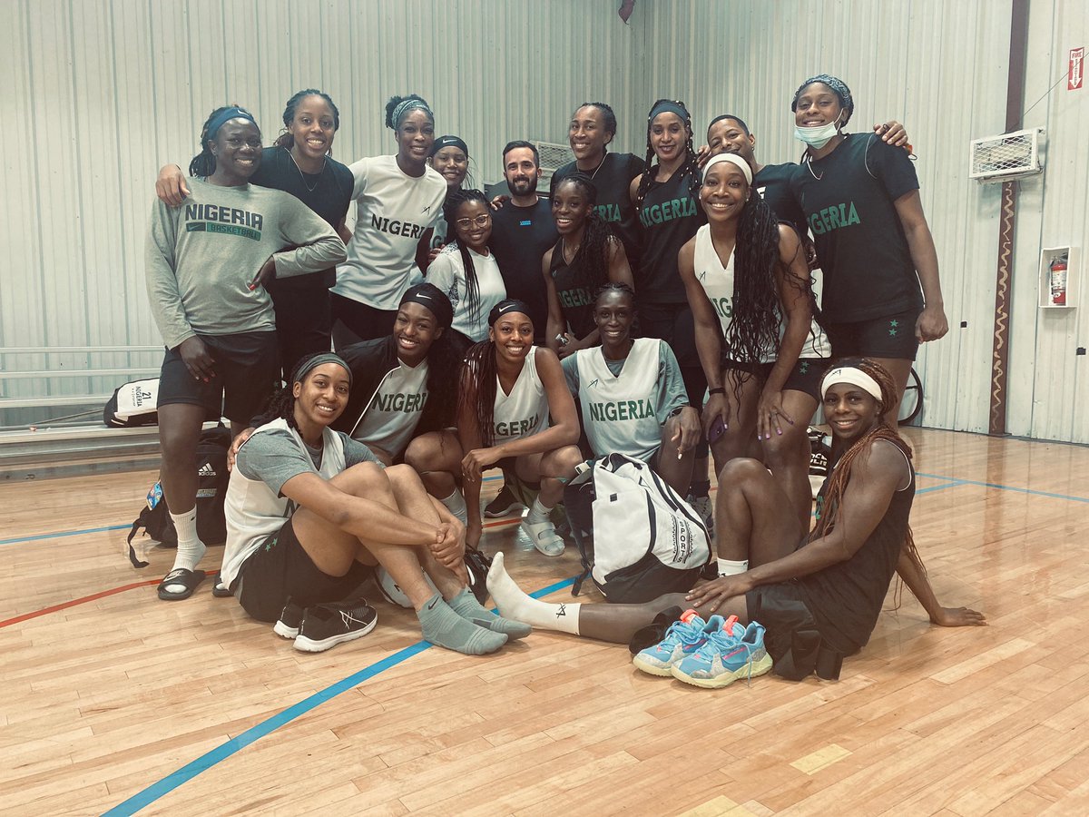 IlliniWBB's tweet photo. Another #Illini X #Tokyo2020 connection‼️
Our guy @Justin_Peak pulling double duty from Urbana-Champaign for the next 2 weeks as a video coordinator remotely supporting @DtigressNG! 🇳🇬 https://t.co/ZkwU6OS4XM