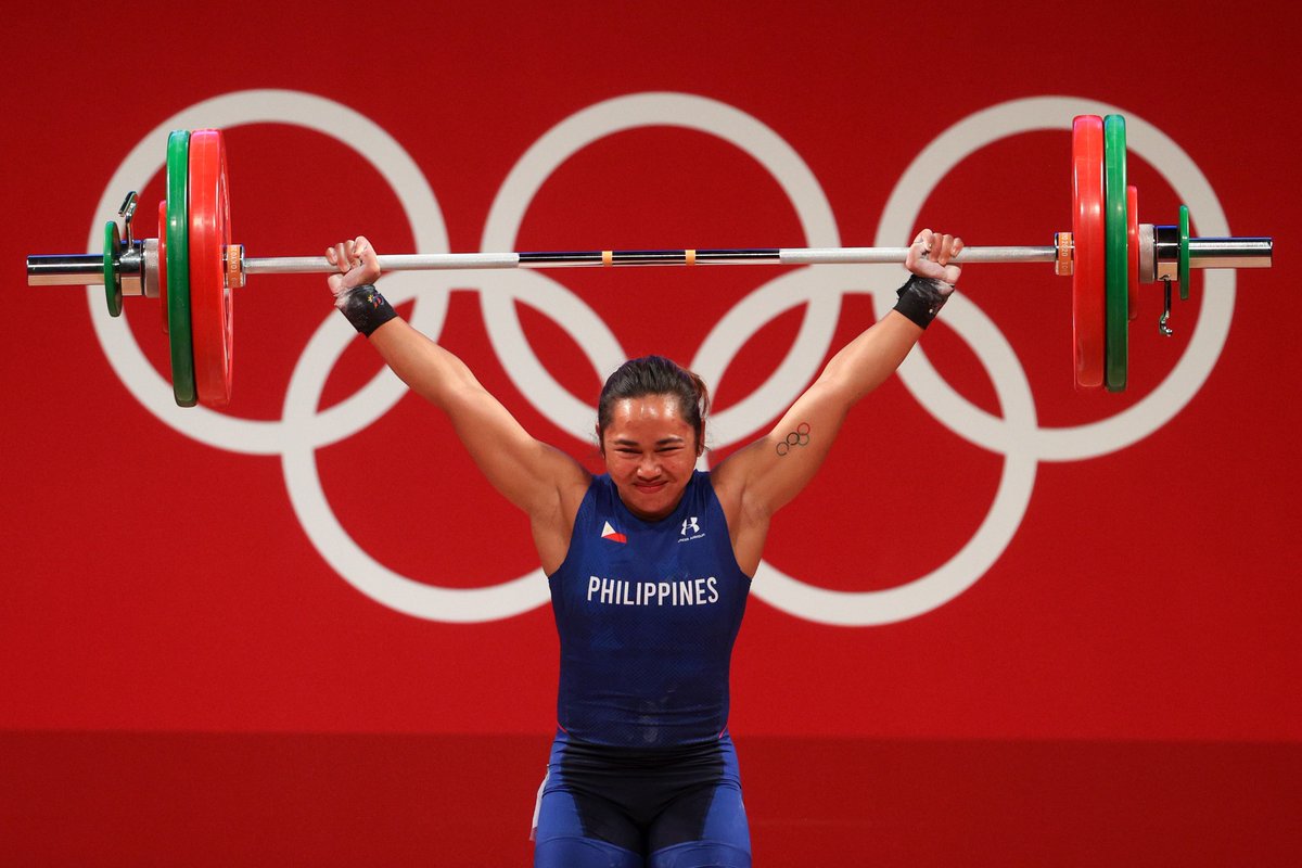 business's tweet photo. Philippines’ first-ever Olympic gold medalist Hidilyn Diaz wins $660,000 and a house https://t.co/aYv0zbum8Y #Tokyo2020 https://t.co/l1VyLplFOU
