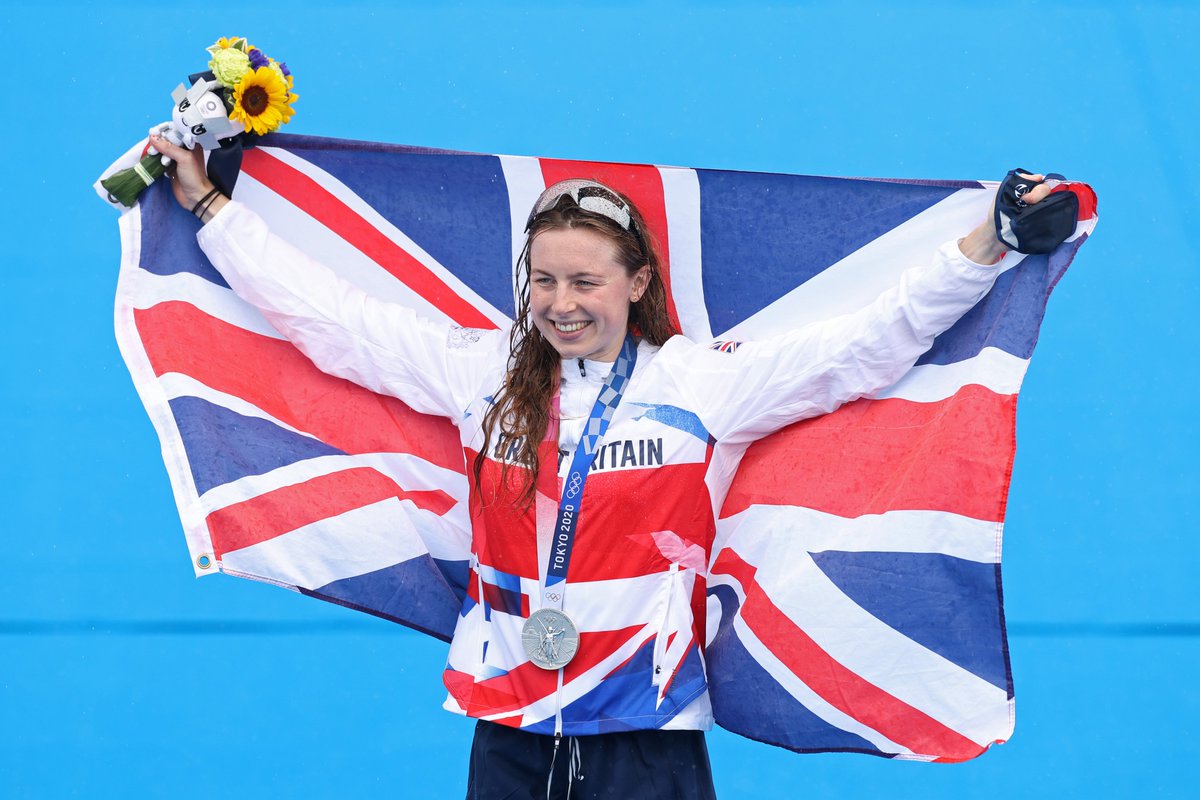 Overcoming adversity 🥈

From an almost catastrophic puncture to a silver medal.

What a peformance from <a href="/georgiatb/">Georgia Taylor-Brown</a>  

#TeamGB
