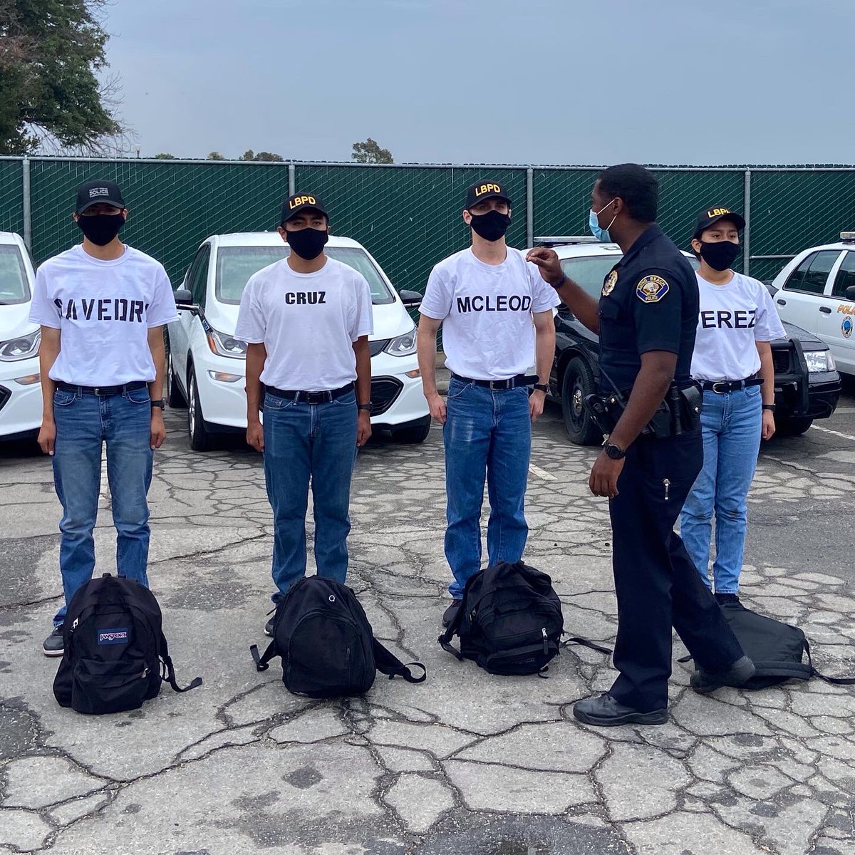 LBPD's tweet image. First day of our very own #LBPDExplorers Academy 🙌 We opened our academy doors to 10 young men &amp;amp; women, including explorer recruits from @HBPD_PIO &amp;amp; @GardenGrovePD.

This week, they’ll learn about police operations, report writing, ethics, communications &amp;amp; much more! 📚 #LBPD