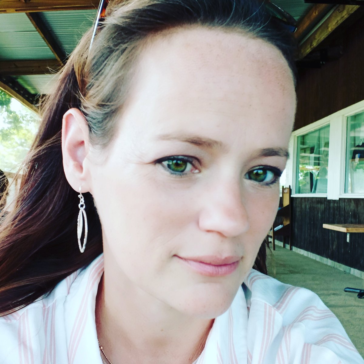 HMom26's tweet photo. Saturday at the wineries!
#berriesandbbq #winetrail #hermann #missouri https://t.co/uZtLXJtpFO