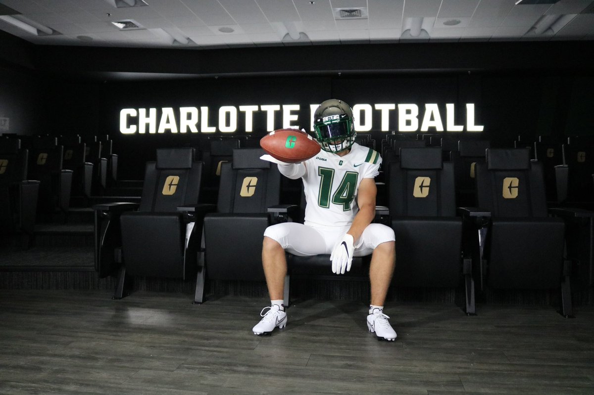 sethkort's tweet photo. Had a fun time visiting UNC Charlotte! Thanks @CoachJoeCox  for this great opportunity! @CoachParks84 @Coach_heals https://t.co/r7T3yY4f53