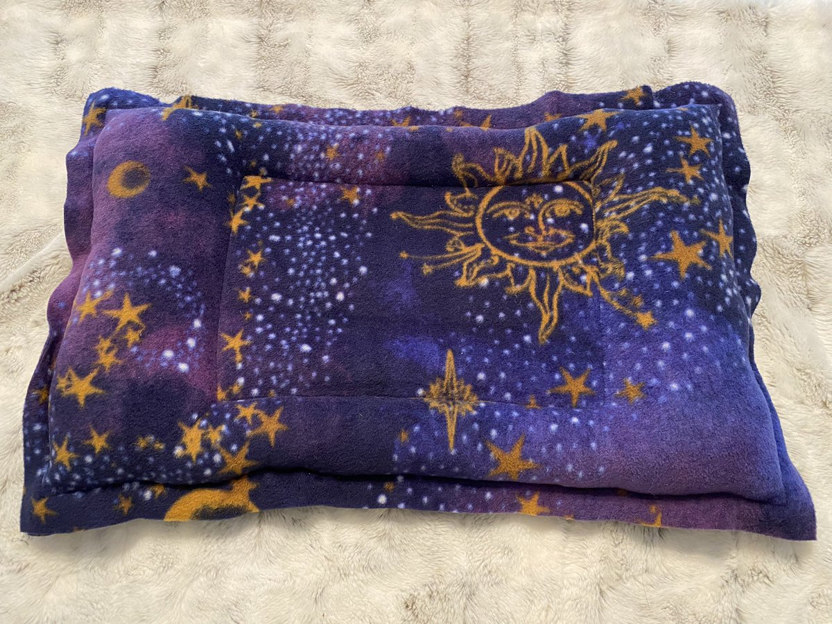 thecatnipfairy's tweet image. Some new beds were added to the mix today! #treatyocat #sleepykitty