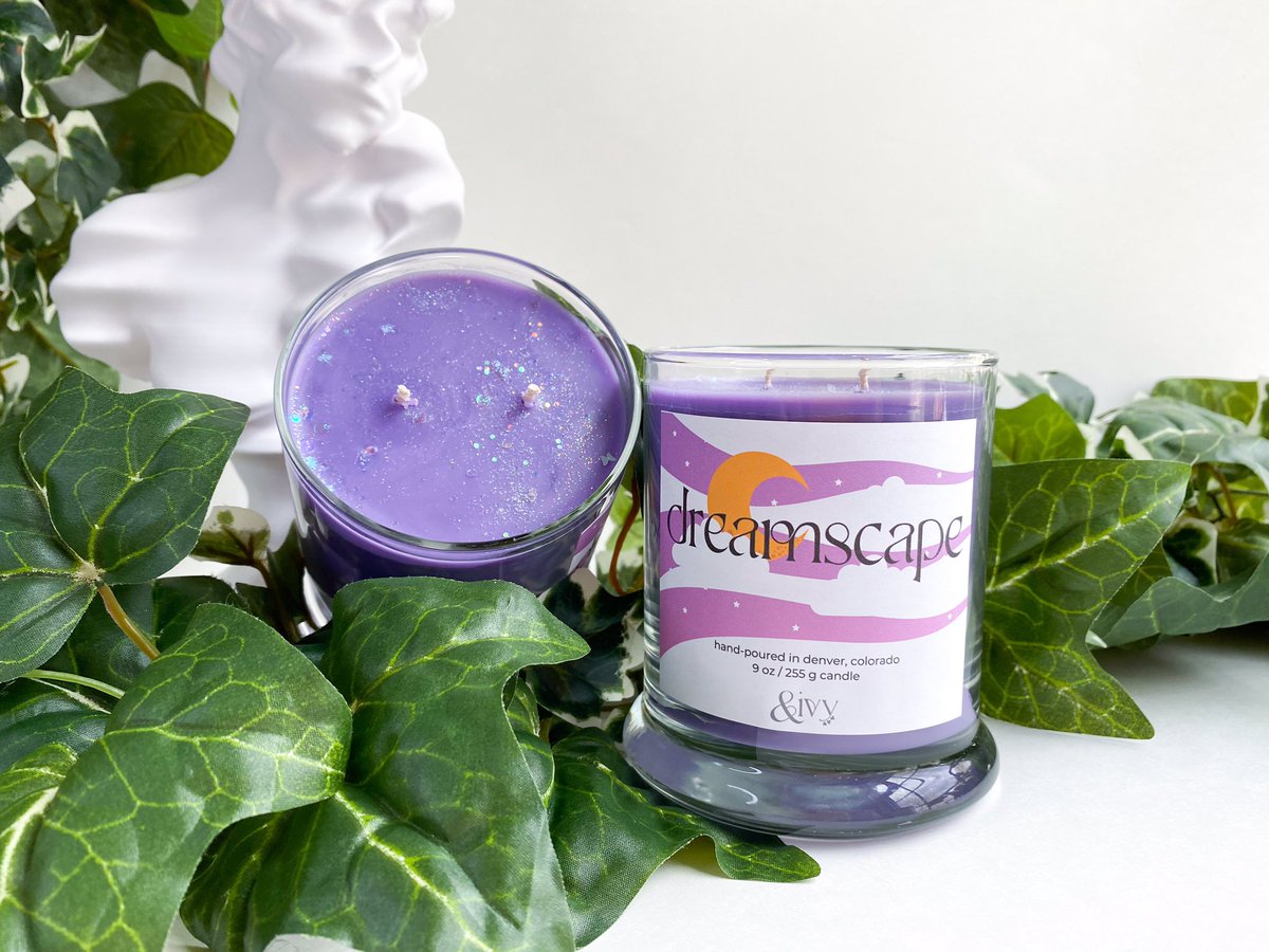 last chance items 👀
once they’re gone, they’re gone! 

citronella candles, $12 summer candles, and select fragrances are retiring for the winter, dont miss your chance to stock up ✨💓