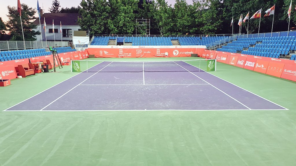 Mañana <a href="/feliciano_lopez/">Feliciano López</a> debuta en la 35 edición del #ATPChallenger <a href="/Tenis_Espinar/">Tenis El Espinar</a>. No antes de las 6 de la tarde, en la Pista Central. A poco mas de media horita de Madrid😉 Por si a algun@ de mis followers cercan@s os interesa...Si,puedo conseguiros entradas👏