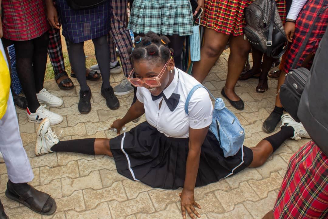 breezey_mc's tweet photo. #FutaClass20
#ClassOfElites
Day 1 Back to school.
With Mc Breezey on the Mic you know it can only be vibes and energy..... https://t.co/uxB9pYCOf9