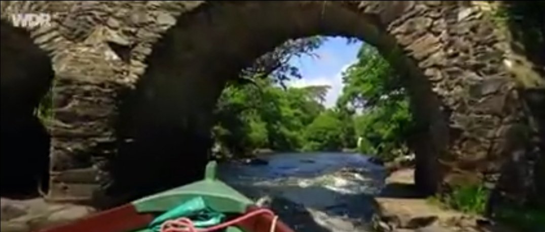 pizzaital's tweet photo. ...
🔸#Ireland ist so ein schönes Land. Da kann man auf die Einwohner #Irland's neidisch werden. Das 
🔹#Video ist großartig: '
'Irland's grüner Süden
[#ENG–#Subtitel #Untertitel in #ENG]
🔸#Video via: (@WDR) #WDR
#WDRReisen 
#Pics/#Screenshots/#Video 
⏩ https://t.co/p8N7L3VnVR https://t.co/fFW3i3QdIF