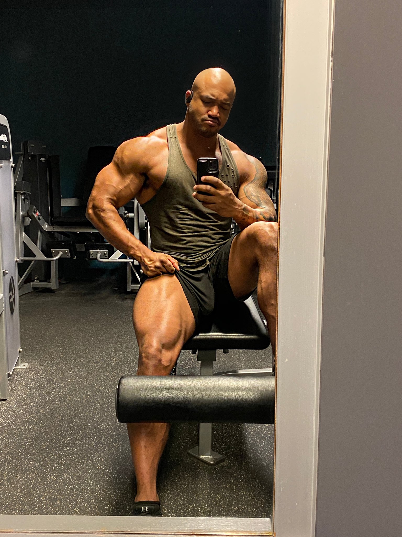 Jason Vario (60 OFF) on Twitter "Leg day … not walking home 😫😩…