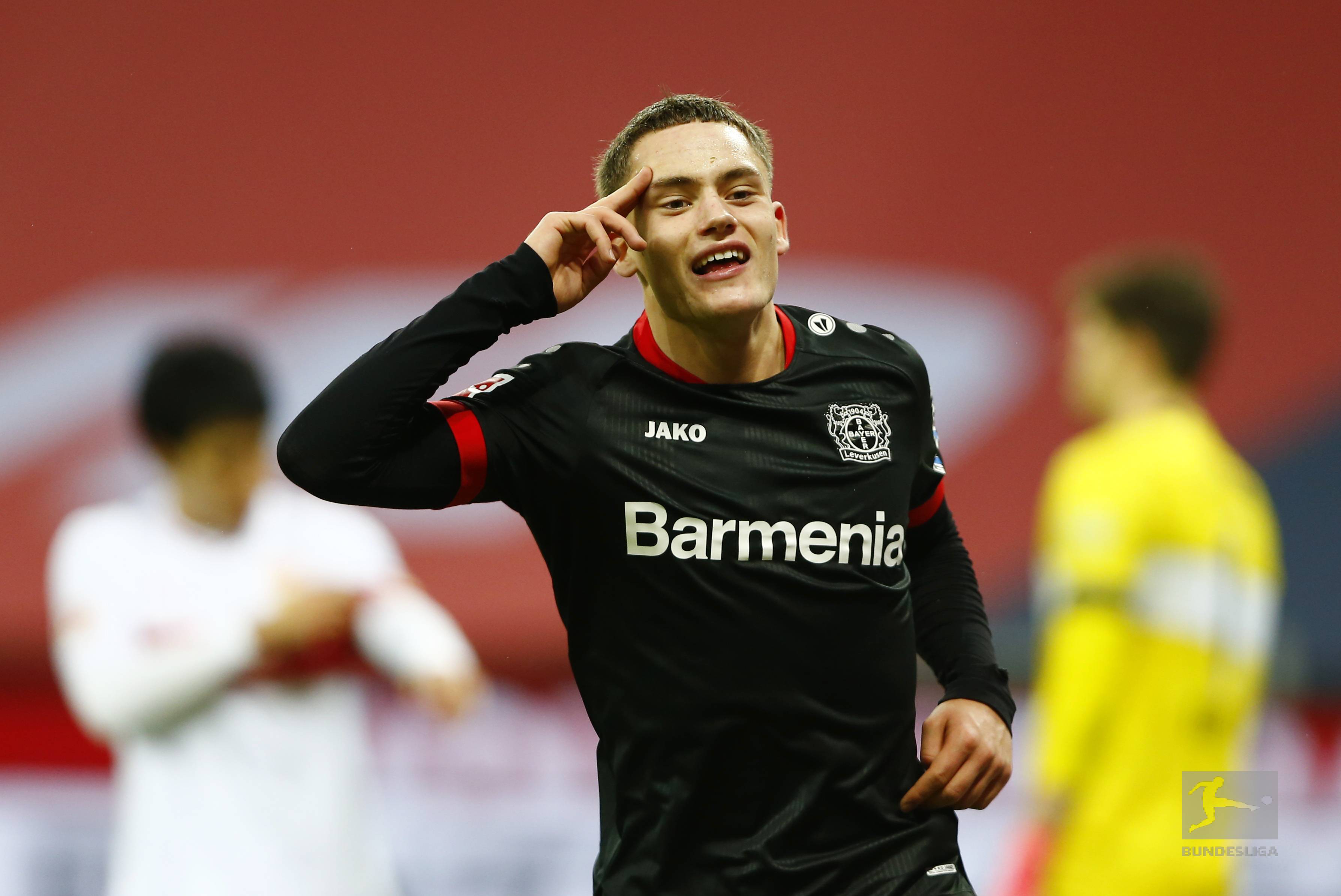 フロリアン・ヴィルツ レヴァークーゼン