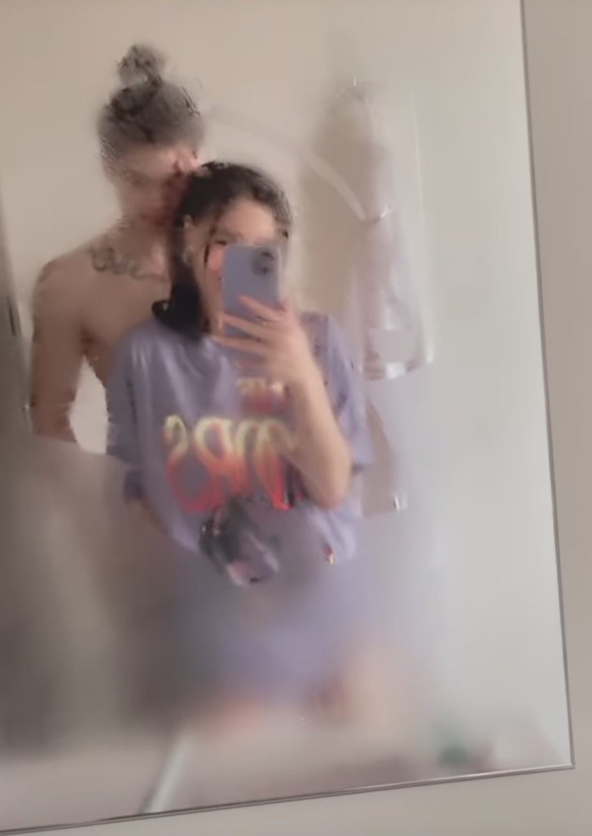 lovjash's tweet photo. Nuestra pareja en llamas ahre https://t.co/96UB6pM2Y5