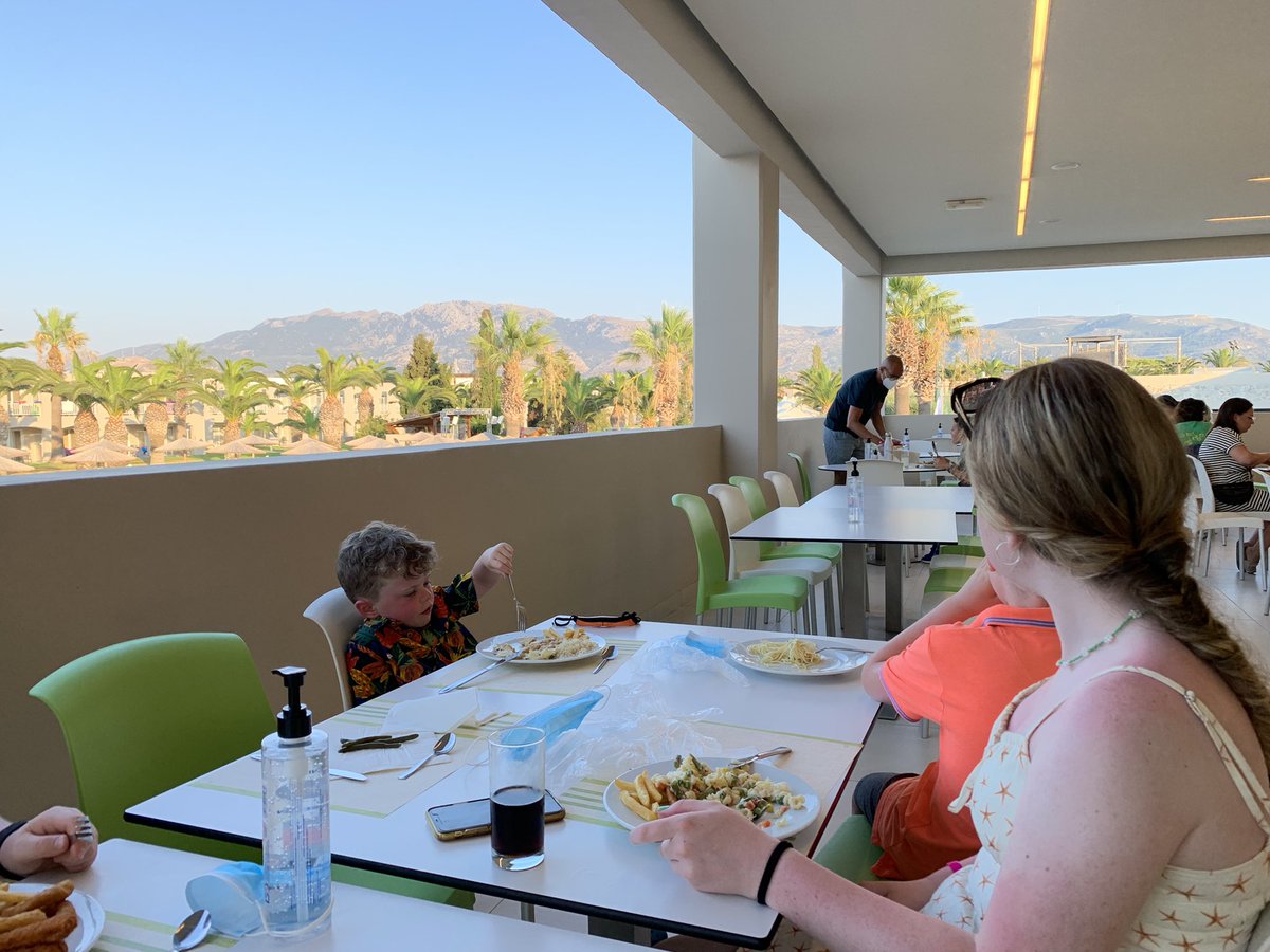 The Reigate paving company tweet media