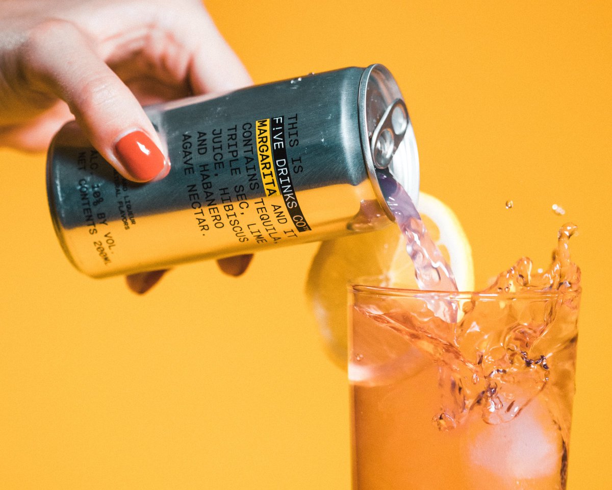 Fivedrinksco's tweet photo. Margaritas? For happy hour? Groundbreaking. https://t.co/5YrQwdYpTI