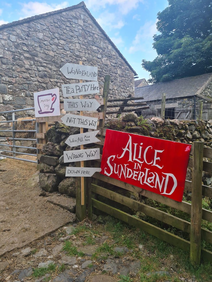EnduranceCoach's tweet photo. If you don’t know what Lakeland 100 is, you run 105 miles round the lakes in 40 hours. There are themed checkpoints every 8 miles with food and supplies. Imagine reaching Wasdale at 1am Saturday morning, only to find out you’ve actually entered Alice in Sunderland... https://t.co/8FR1N2volV
