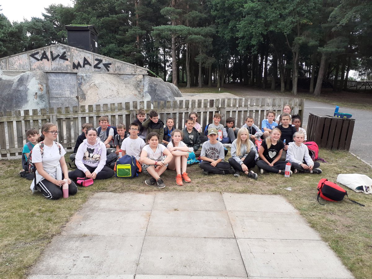 OakTree_Primary's tweet photo. Dirty, hot and sweaty but very happy! https://t.co/JWKdhwE4JB