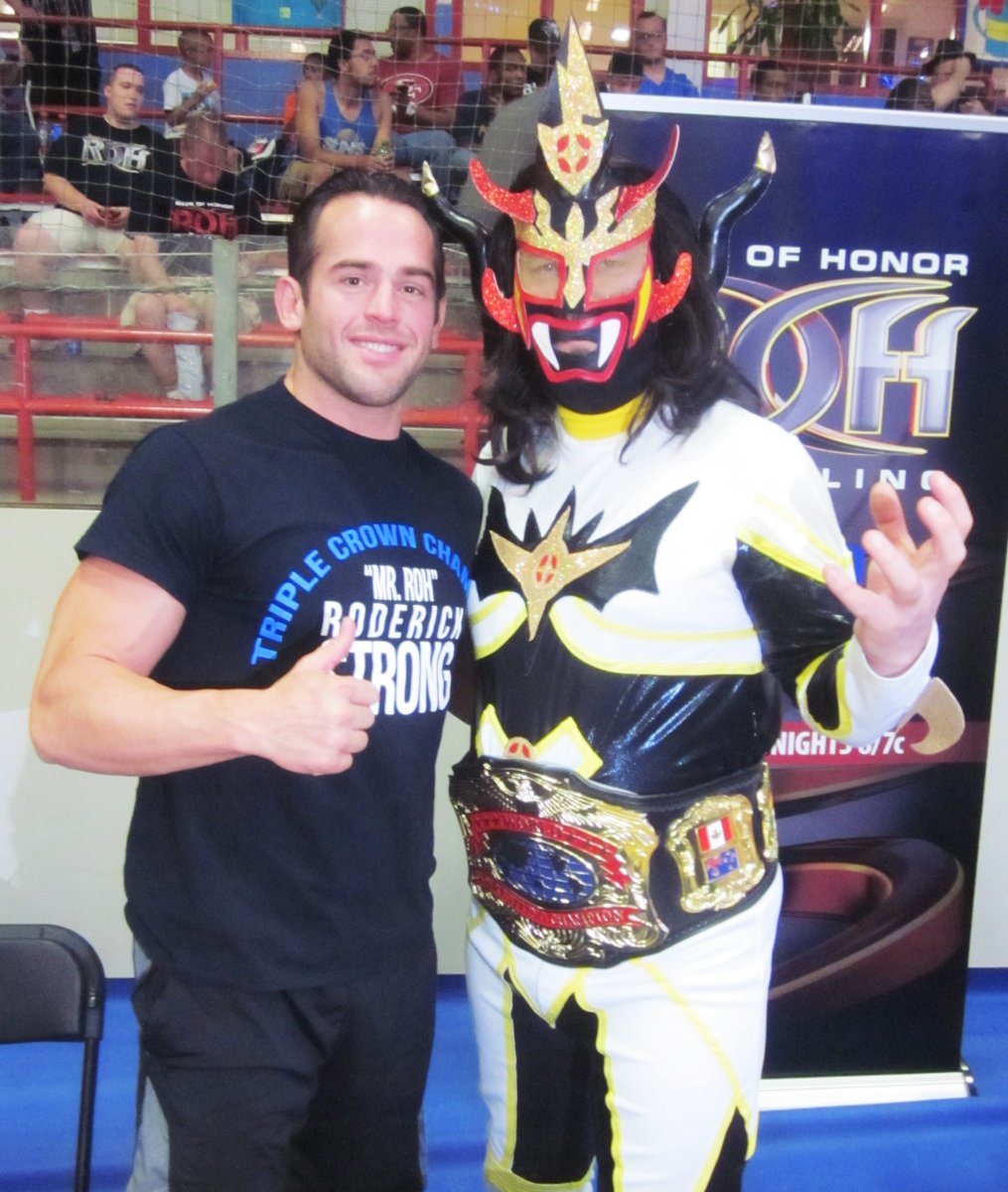 UltraLiger's tweet photo. Happy Birthday, @roderickstrong 🎂
Enjoy your day. 
#CampStrong 
:) https://t.co/xsVGjsXVO0