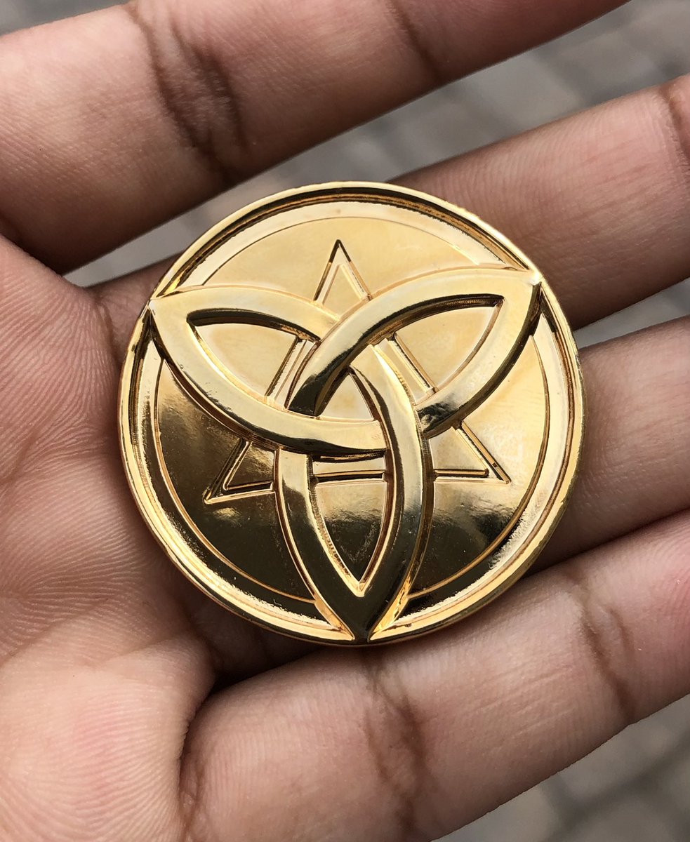 jaenakos's tweet image. guys im teyvat rich now