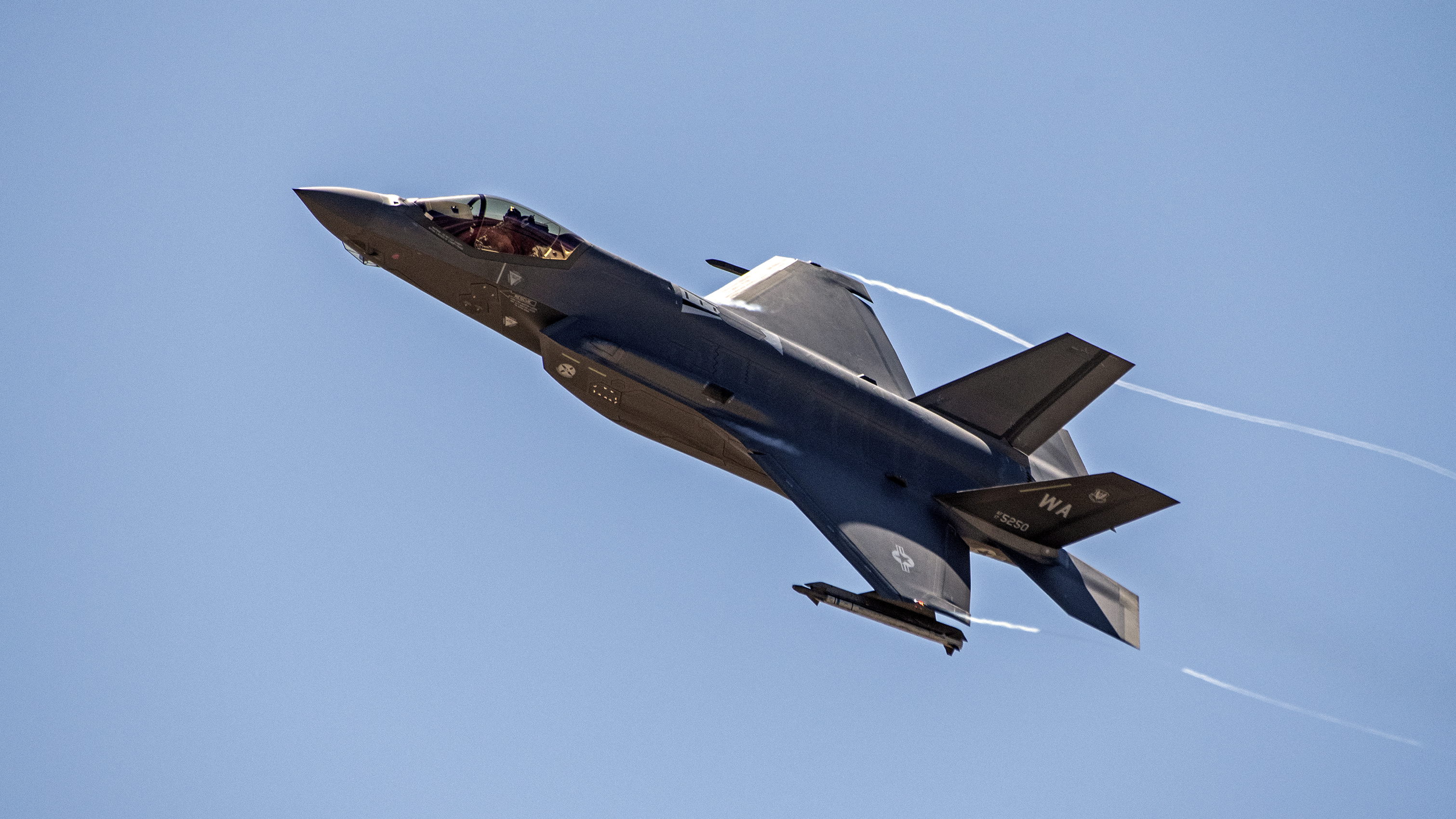 F 35 Jets Is World S Most Powerful Stealth Fighter Jet Losing Its X Factor At Supersonic Speeds