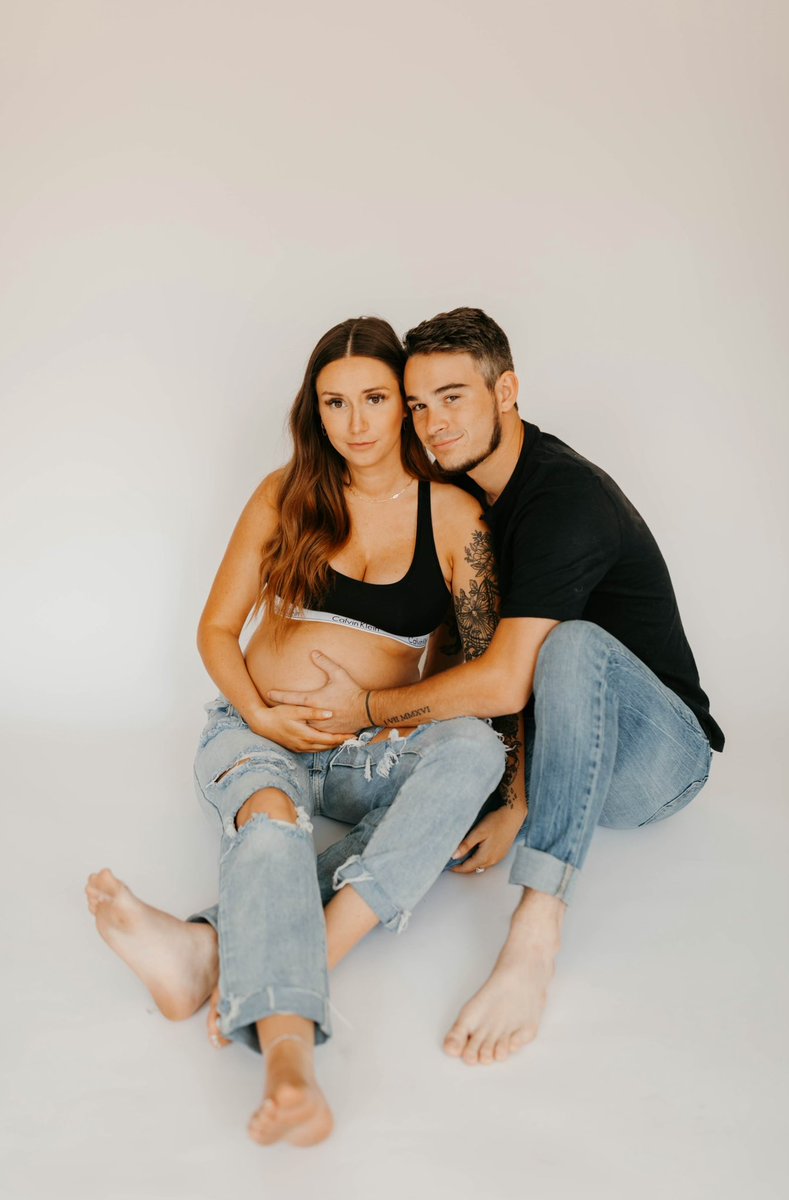 acmillerrr's tweet photo. baby momma &amp; baby daddy https://t.co/tP2vBjNwGw