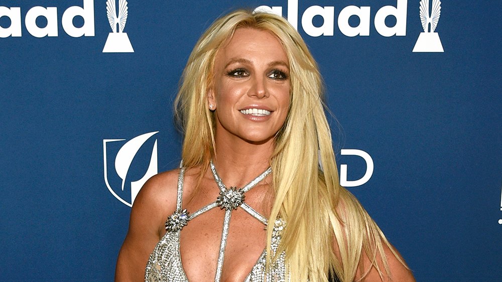 Britney Spears’ attorney has officially filed to remove the pop star’s father, Jamie Spears, from her conservatorship. bit.ly/3l3yNxx