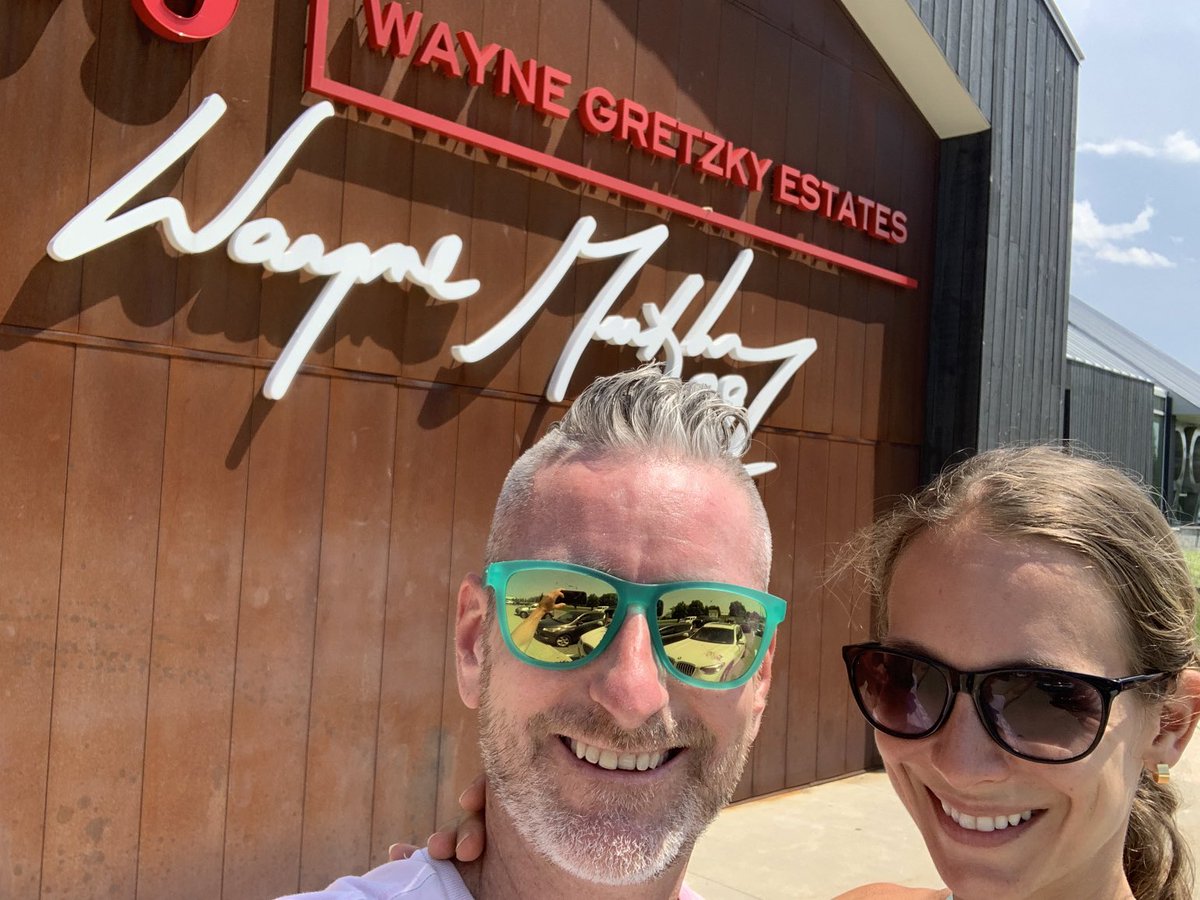 Lovely sampling of beer, whiskey and wine Wayne Gretzky Estates 🍷🥃🍺