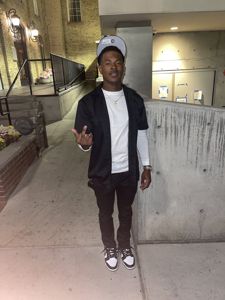 thatboyhason's tweet image. don’t ask me how or why. if you was in my shoes, you wouldn’t have went as hard as I did. happy cash day to me🖤🎉 #LLJ #LLV #LLJT