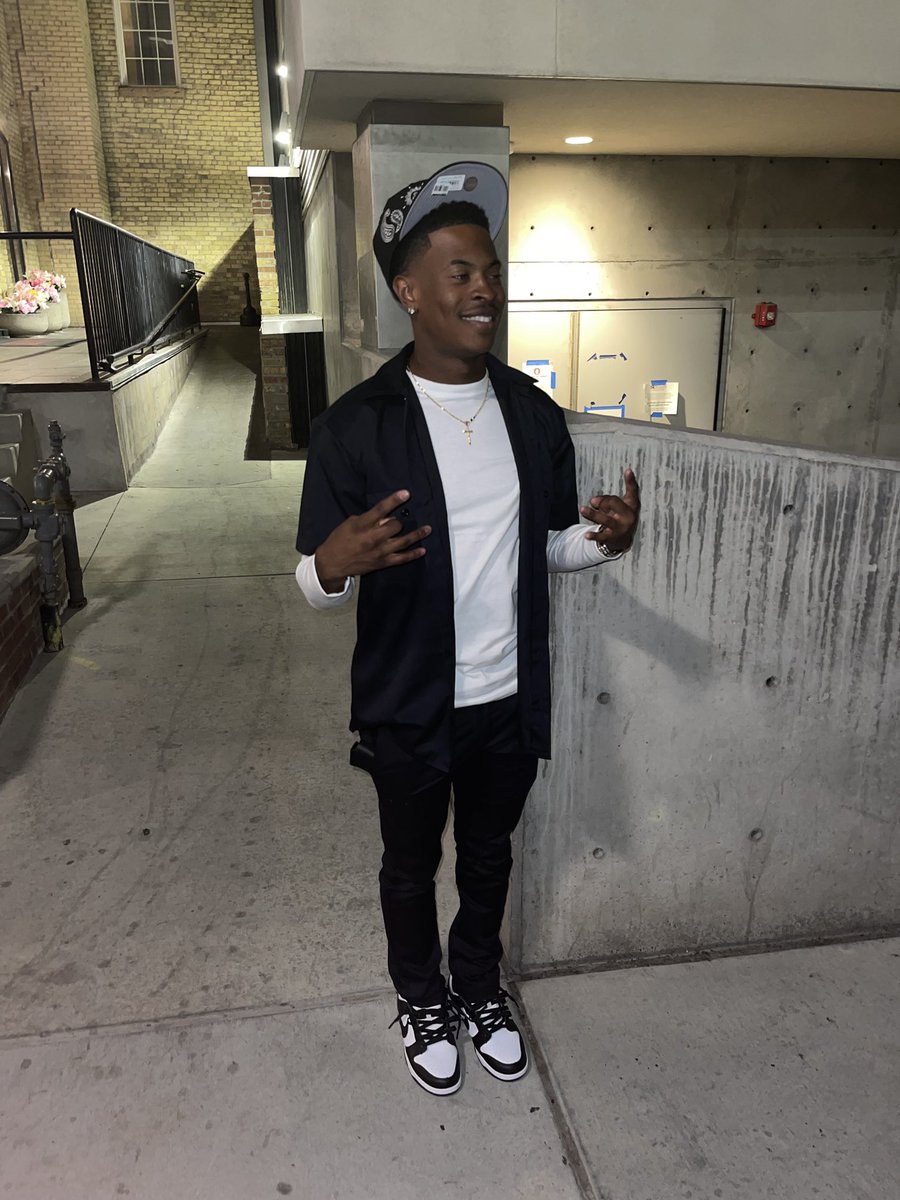 thatboyhason's tweet image. don’t ask me how or why. if you was in my shoes, you wouldn’t have went as hard as I did. happy cash day to me🖤🎉 #LLJ #LLV #LLJT