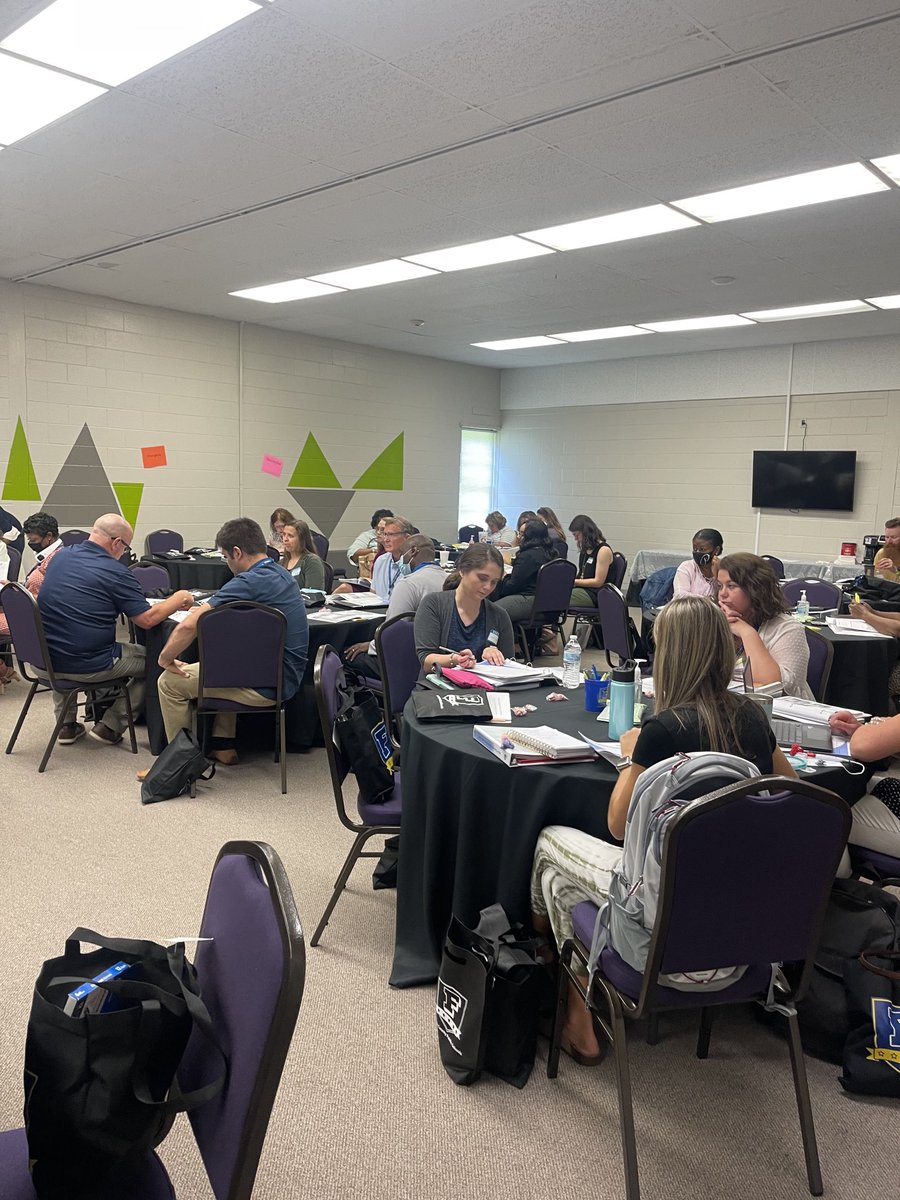 allien1111's tweet photo. New teachers attending FCPS New TeacherOrientation today listening and taking notes!! They are ready for 21-22 school year! ⁦@Supt_Hamlett⁩ ⁦@keelmathTN⁩  ⁦⁦@Aritmetica_Lady⁩  #Every student every day https://t.co/daA7wSGYfy