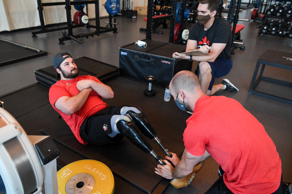 It was just a quick visit, but loved seeing our para hockey players in Calgary last week for an off-ice camp. 🇨🇦💪

The journey to #Beijing2022 continues!