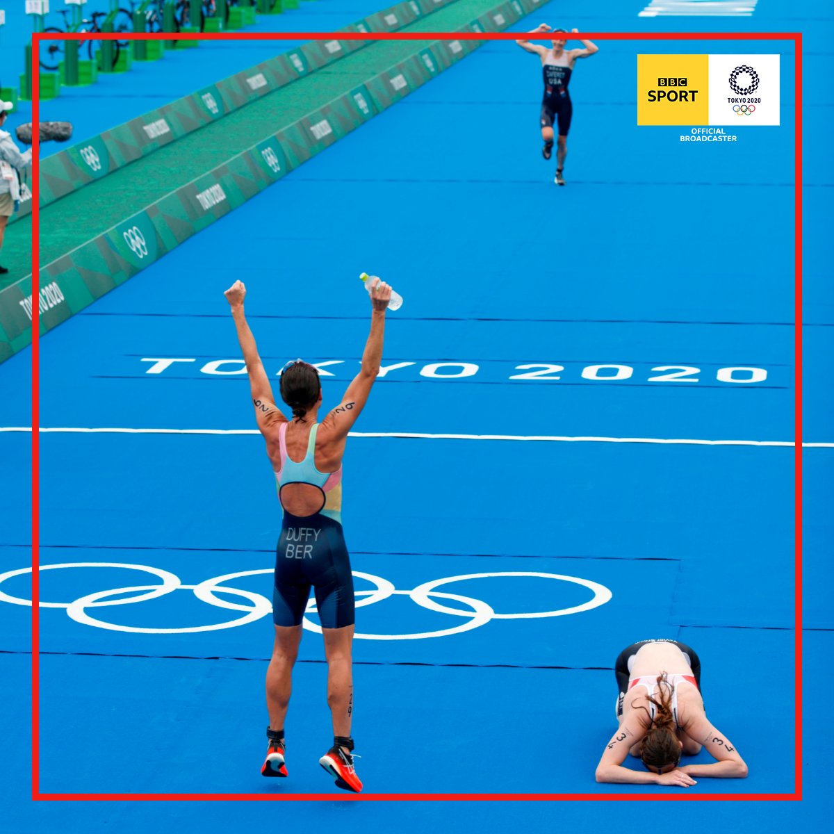 BBCSport's tweet photo. 🇧🇲 Flora Duffy has won Bermuda's first EVER Olympic gold medal. 

The whole island will be celebrating tonight! 

#Tokyo2020 #bbcolympics https://t.co/PYVKRTnDgX https://t.co/WE6paZnq9A